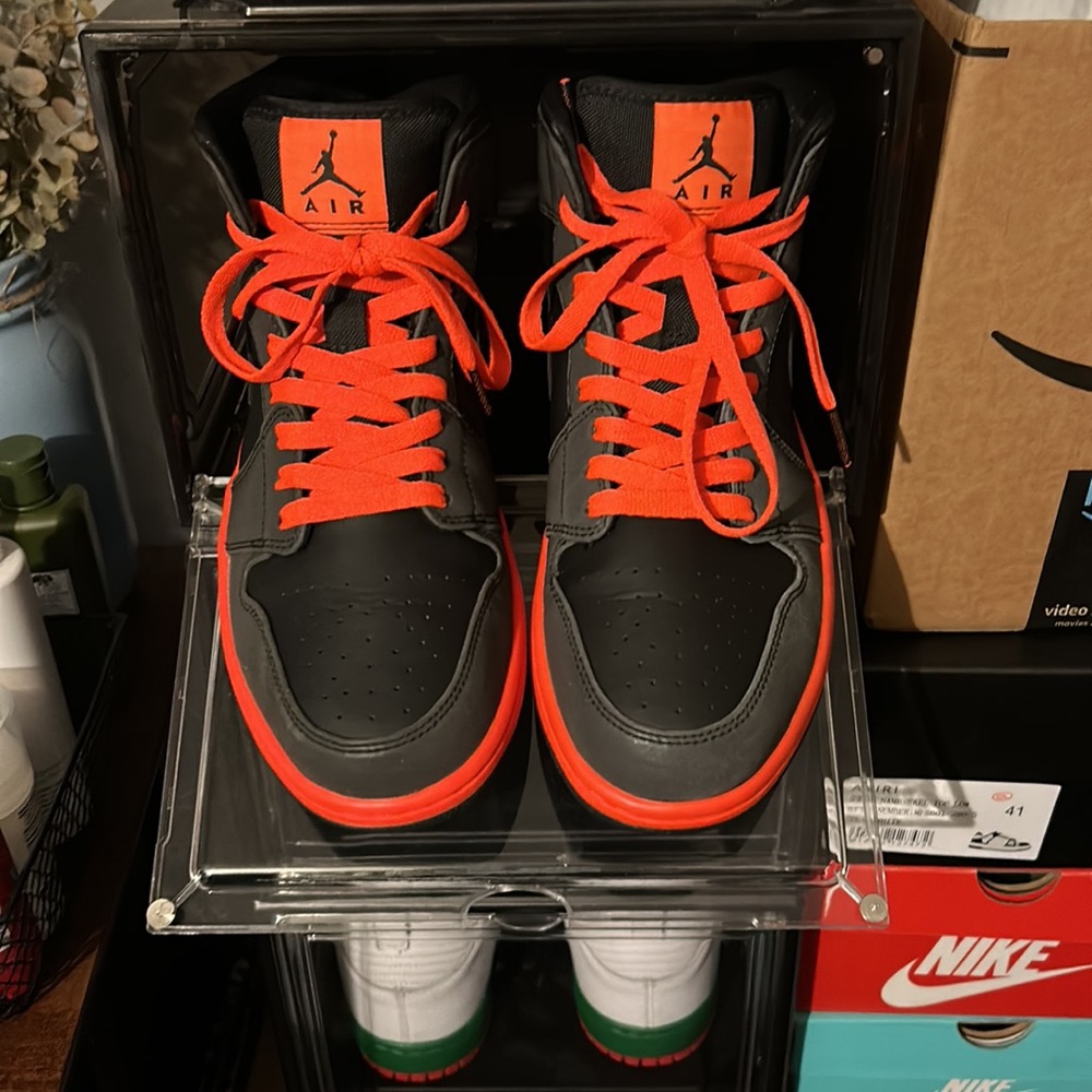 Jordan 1 Retro Mid_Black infrared-Sz-9.5-Released 2014 - Picture 7 of 11